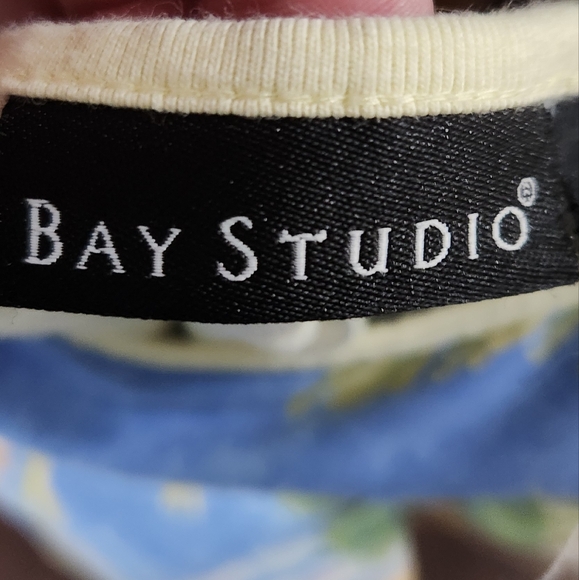 BAY STUDIO Tropical Beach Tank size S small, coastal key west look. Ties in back - Picture 7 of 7